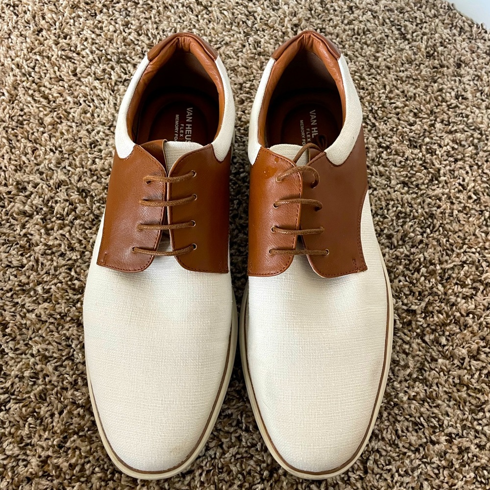 Van Heusen dress shoes